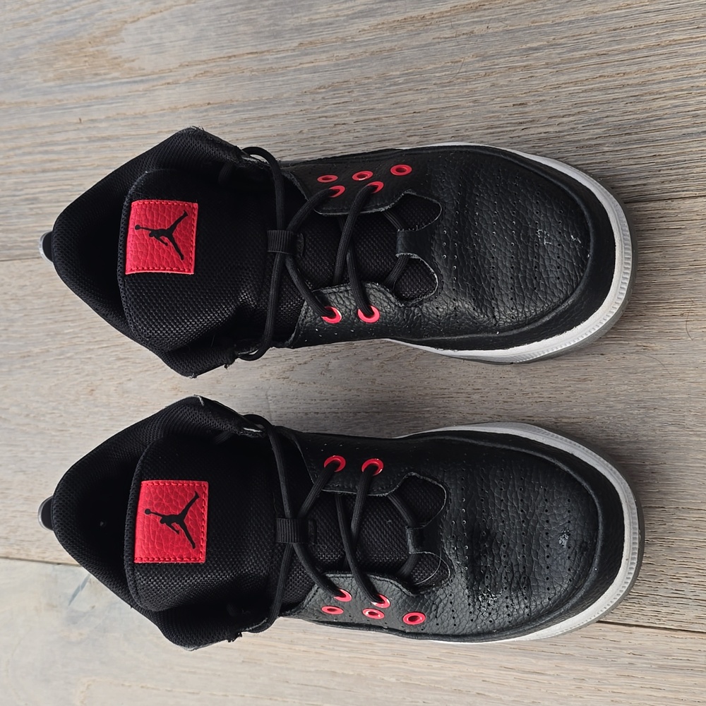 Jordans Size 7Y